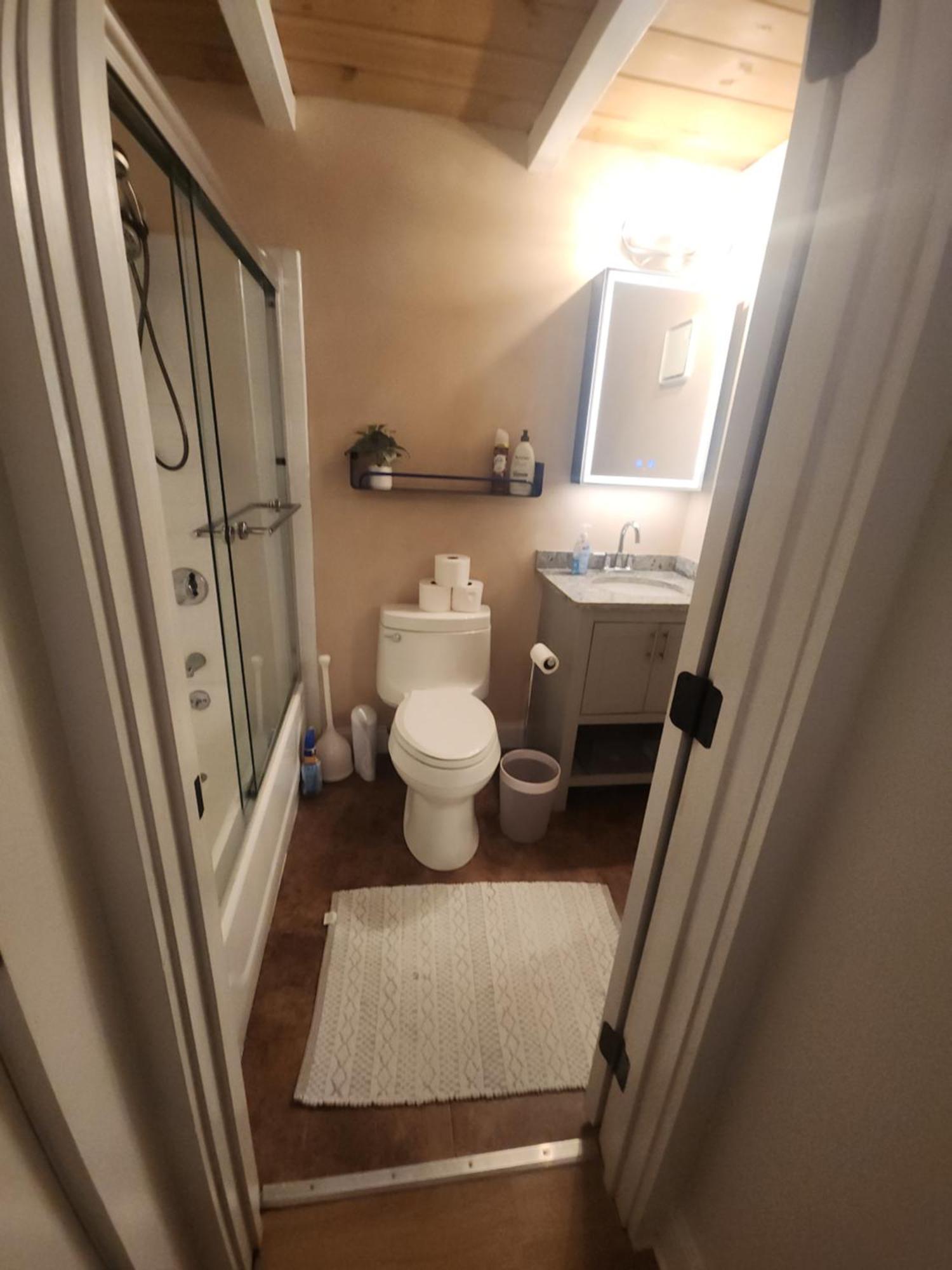 Cozy And Tranquil 1-Bedroom Condo With Wifi, Ac In Historic Salem Exterior foto